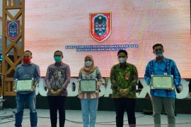 Berkah Mulia wins the best in 2021 S Kalimantan BUMDes Expo