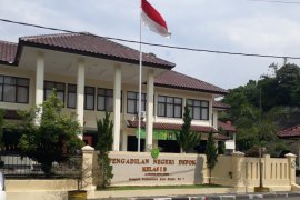 PN Depok hentikan sementara persidangan selama lima hari kerja