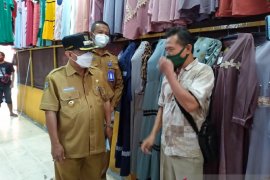 Sering kecurian, pengamanan Pasar Mimbaan Situbondo diperketat