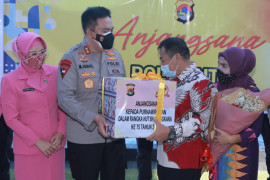 Kapolda NTB Kunjungi Mantan PJU Purna Tugas Jelang Hari Bhayangkara Ke-75