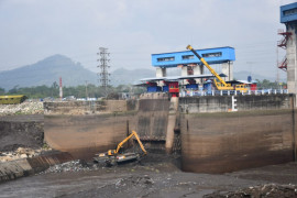 Jasa Tirta I lakukan "flushing" di Bendungan Sengguruh