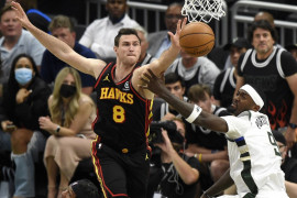 Basket NBA, Tanpa bintang, Bucks ungguli Hawks 3-2 dalam final Wilayah Timur