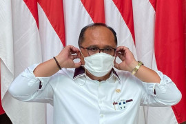 Pejabat diminta sisihkan gaji bantu warga terdampak pandemi