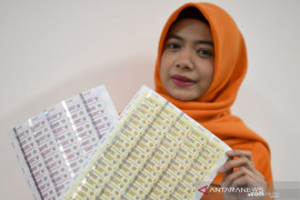 Lowongan CPNS dibuka, pedagang meterai banjir pembeli