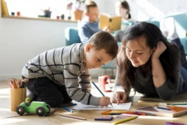 Tips membagi waktu agar anak tak  terabaikan saat "WFH"