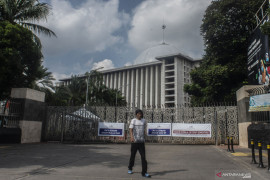 Masjid Istiqlal kembali dibuka untuk sholat jumat pekan ini