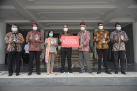 BMPD Jatim bantu Rp100 juta untuk penanganan COVID-19 di Kota Surabaya