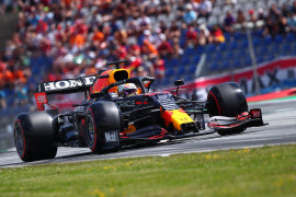 Verstappen raih pole di GP Austria