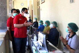 Bupati Tabanan sidak RS tinjau vaksinasi COVID-19