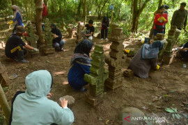 Penyelamatan Batu Nisan Bersejarah Kesultanan Aceh