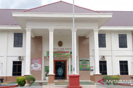 Pengadilan Agama Kendari proses 854 perkara