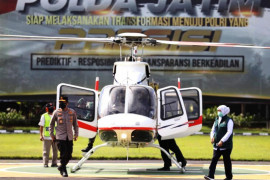 Khofifah: Pengamatan dari udara, volume kendaraan di jalan berkurang