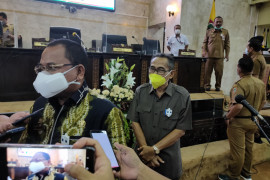 DPRD Kalsel tambah "imun"