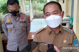 Bupati Bangka minta perangkat desa aktif mendata warga cegah teroris