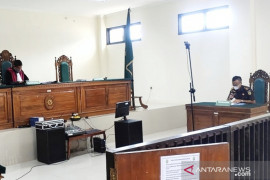 Di persidangan, Jaksa minta pra-peradilan tersangka korupsi PDAM HST digugurkan
