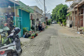 Komunitas Masyarakat Sidoarjo bantu bahan pokok warga isolasi mandiri