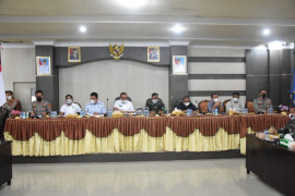 Pemkot Sibolga dan Pemkab Tapteng rapat bersama penerapan PPKM mikro