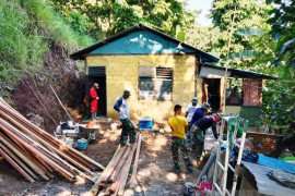 TNI AL bedah rumah anak juru parkir peraih bintang Adhi Makayasa