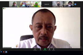 Obat terapi COVID-19 langka, Warga Surabaya diimbau tidak "panic buying"