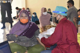 Polresta Cirebon gelar vaksinasi covid keliling jangkau warga terpencil