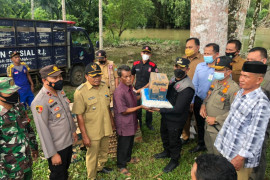 Korban banjir Aceh Jaya terima bantuan masa panik dari Pemkab