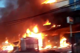 Ruko dan lapak di kawasan Jalan Baru Abepura ludes terbakar