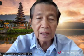 Mangku Pastika dorong siswa SMA Taruna Mandara jadi pemuda tangguh