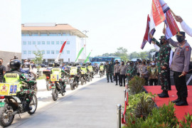 458 Ton beras dan 15.000 paket Sembako PPKM Darurat disebar Polri bagi masyarakat Banten