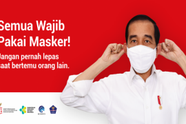 Semua pakai masker Page 1 Small