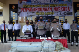 Polisi gagalkan penyeludupan 213 kilogram ganja