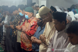 Perayaan Idul Adha Tarikat Naqsabandiyah Di Padang Page 1 Small