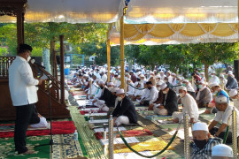 Pj Gubernur Kalsel imbau saling nasehati Prokes diperayaan Idul Adha