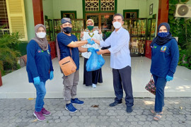 IKA Spenda gunakan pelayanan "pick up point" distribusikan daging kurban saat PPKM