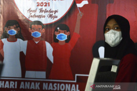 Vaksinasi peringatan Hari Anak Nasional di Makassar Page 1 Small