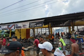 Polisi beberkan kronologis kebakaran sebuah toko di Semangut Kapuas Hulu