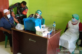 Kodim Boven Digoel gandeng Dinkes gelar serbuan vaksinasi COVID-19