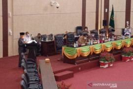 FPKS minta Pemkot Medan juga tindak Centre Point karena tidak punya IMB