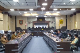 DPRD Banjarmasin gelar RDP terkait kesiapan PPKM level 4