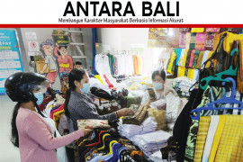PEDAGANG PRODUK NON ESENSIAL DI DENPASAR MULAI BUKA