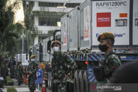 Bahan baku vaksin Sinovac tiba di Bio Farma