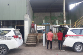 PT LPPI berikan bantuan tabung oksigen penanganan COVID-19 di Tanjab Barat
