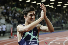 Olimpiade 2024 - Jakob Ingebrigtsen merajai lari 5.000 meter putra