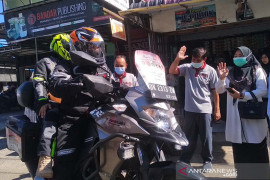 Suami istri asal Aceh tur keliling nusantara kampanyekan Indonesia Harmoni