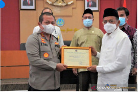 UNP apresiasi kinerja Polda Sumbar yang telah mampu membentuk kesadaran dan kepatuhan hukum