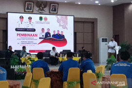 Bupati Labura prihatin penerima BST ada yang tidak tepat