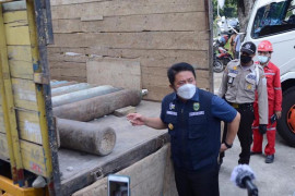 Posko pengisian tabung oksigen gratis dari Pusri