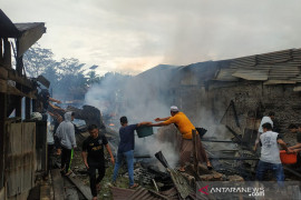 10 rumah di Subulussalam hangus terbakar