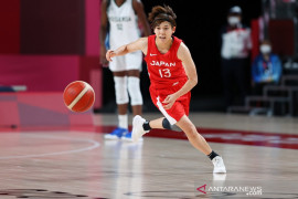 Ringkasan basket Olimpiade: pemecahan rekor bantu putri Jepang melaju
