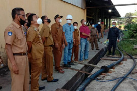 Pipa limbah bocor dan cemari sungai, Bupati Pasaman Barat ancam tutup PT BSS
