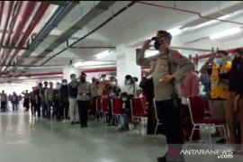 Polresta Bogor Kota gelar upacara bendera di lokasi vaksinasi